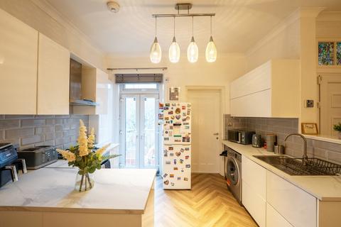 undefined, Bute Court, Coatbridge, ML5