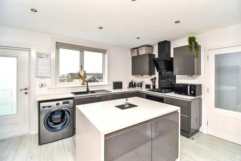 undefined, Jeffrey Place, Kilsyth, G65