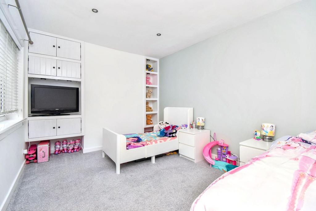 Bedroom 1 Angle 1