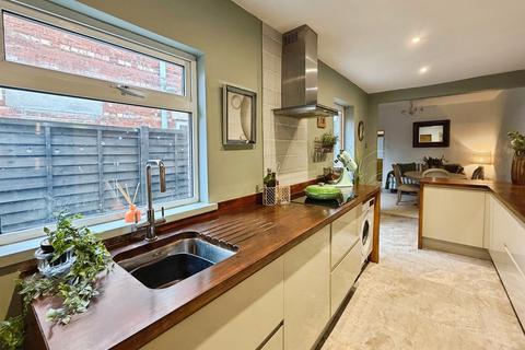 3 bedroom terraced house for sale, Houghton Road, Grantham, Grantham, NG31