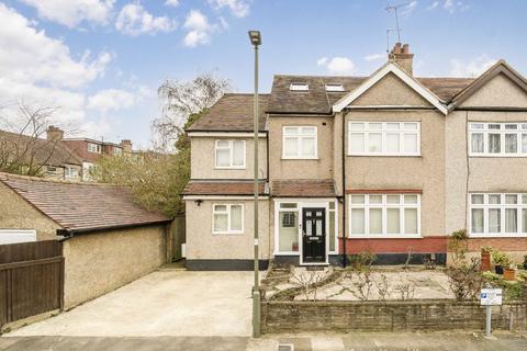 6 bedroom semi-detached house to rent, Fairfield Avenue, Hendon NW4