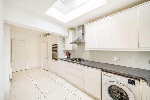 6 bedroom semi-detached house to rent, Fairfield Avenue, Hendon NW4