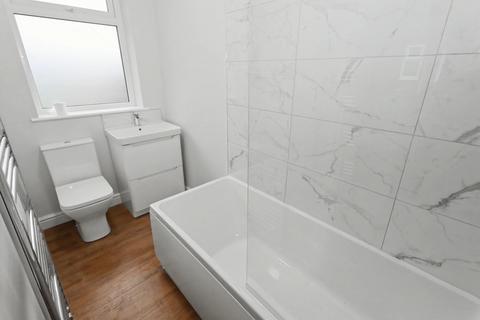 3 bedroom semi-detached house to rent, Ena Crescent, Leigh, WN7