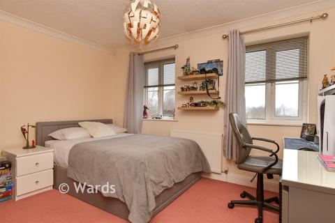2 bedroom terraced house for sale, Carpenters Close, Rochester ME1