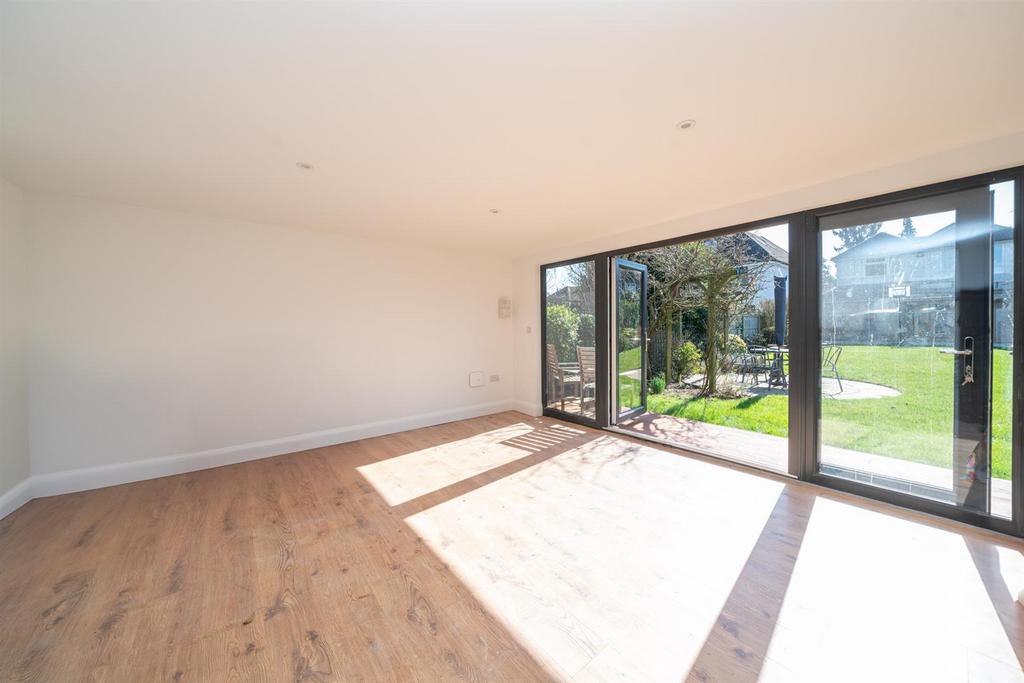 64-Ragged-Hall-Lane-9477.jpg