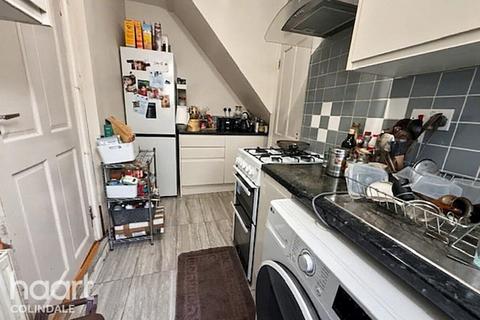 undefined, Ravenshurst Avenue, NW4