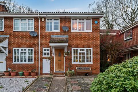 Carrington Square, Harrow