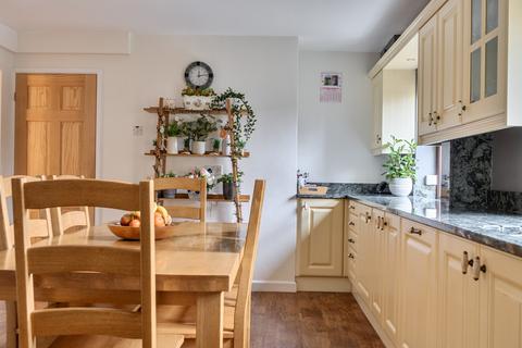 5 bedroom detached house for sale, Wern, Llanymynech, Powys, SY22