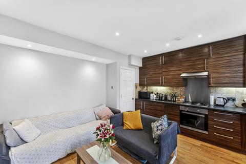 4 bedroom terraced house for sale, Wimbledon Road, London