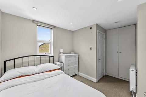 4 bedroom terraced house for sale, Wimbledon Road, London