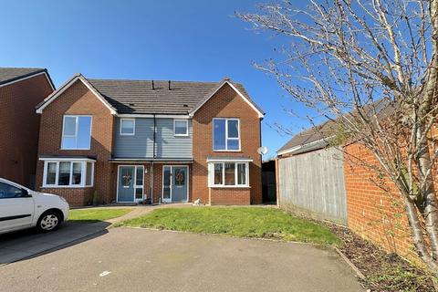 3 bedroom semi-detached house for sale, Elizabeth Road, Cannock WS11