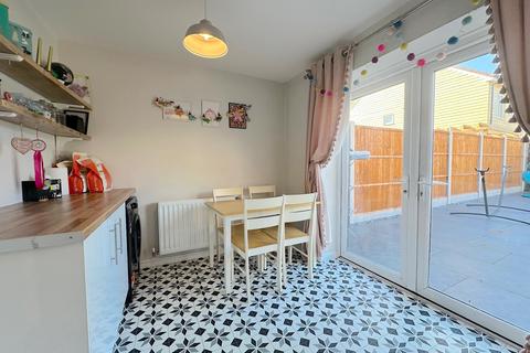 3 bedroom semi-detached house for sale, Elizabeth Road, Cannock WS11