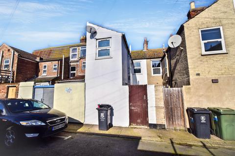 3 bedroom terraced house for sale, 33 Devonshire Road, Norfolk, NR30 3AL
