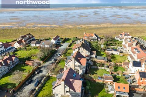 undefined, Courtenay Road, Wirral CH47