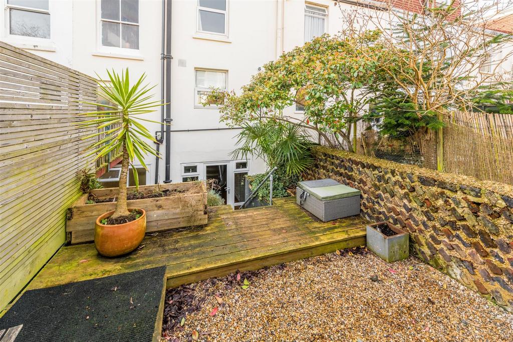 109a Shirley Street-17.jpg