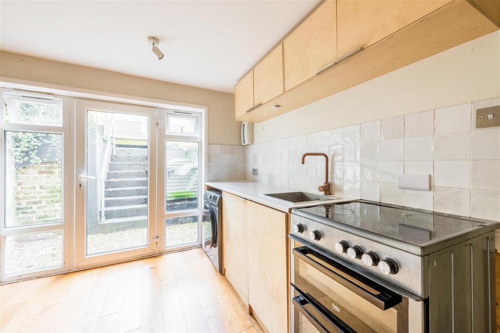 109a Shirley Street-5.jpg