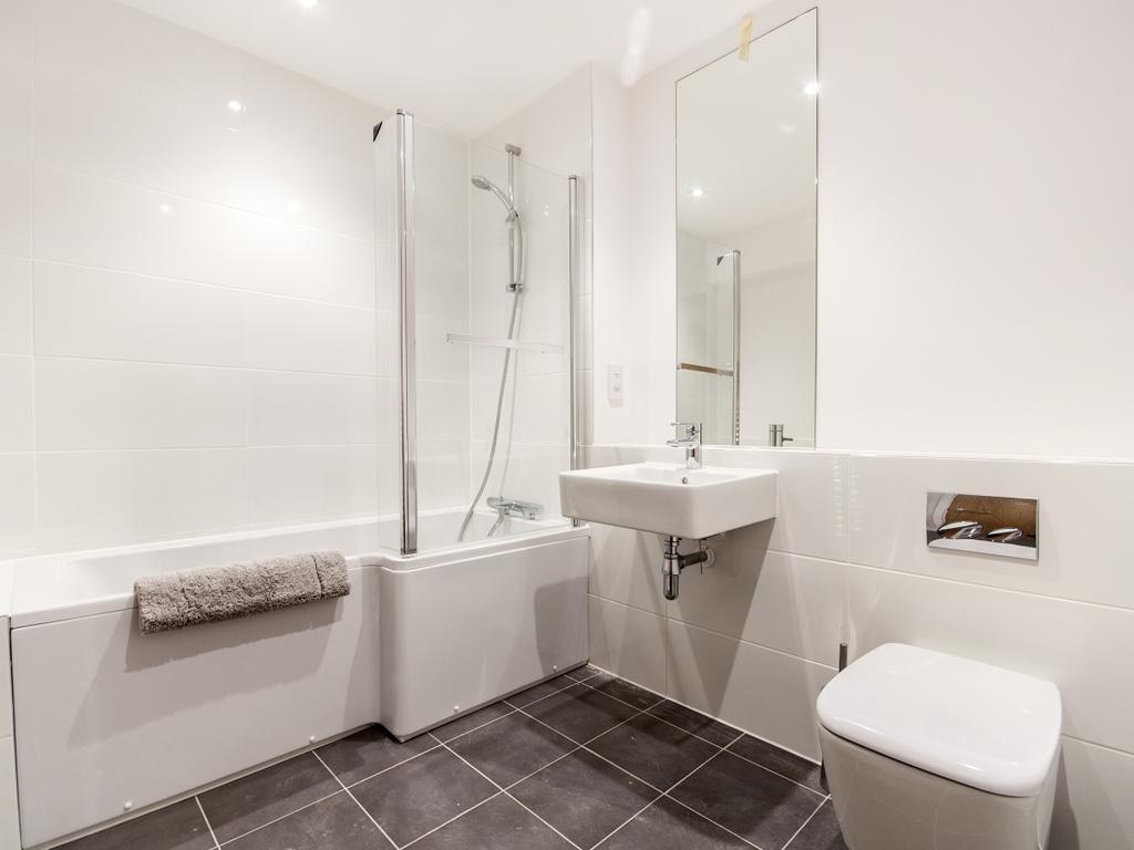 Bathroom1