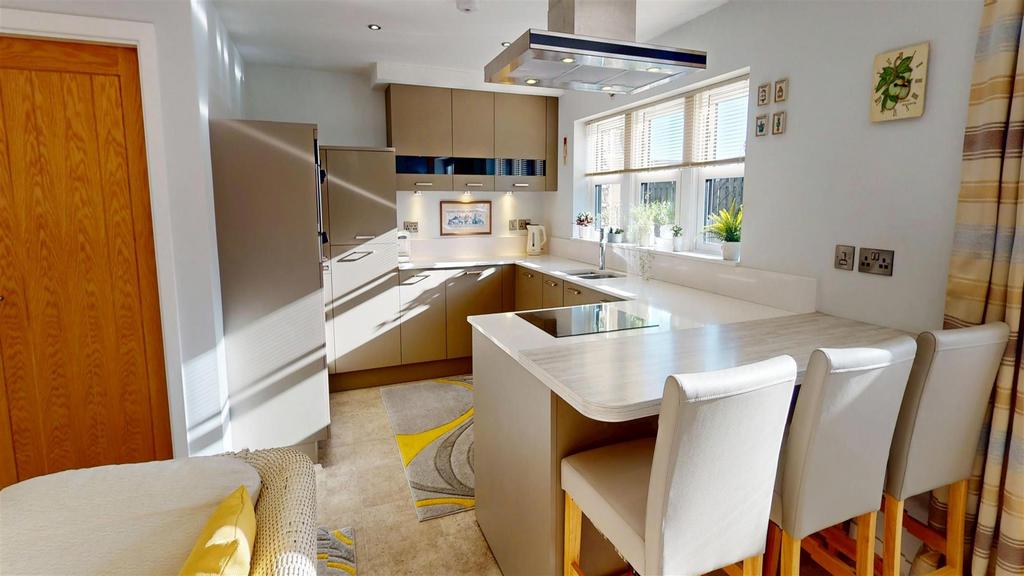 Dining Kitchen / Sitting