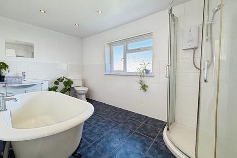 4 bedroom semi-detached house for sale, Dundry View, Bristol