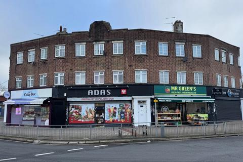 Retail property (high street) for sale, High St Ilford IG6 2EZ