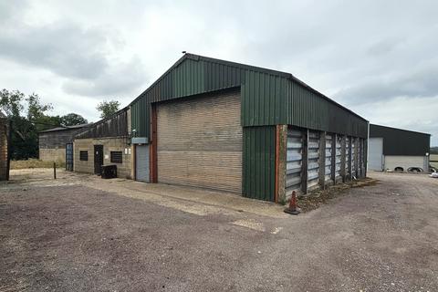 Warehouse to rent, Kits End Rd Barnet EN5 4RL
