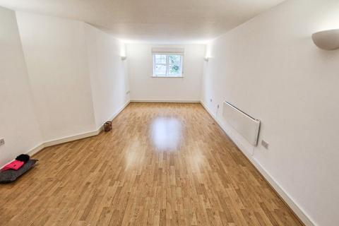 2 bedroom apartment to rent, Heathside Road, Woking, Surrey, GU22