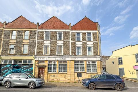 70-72, Bedminster BS3