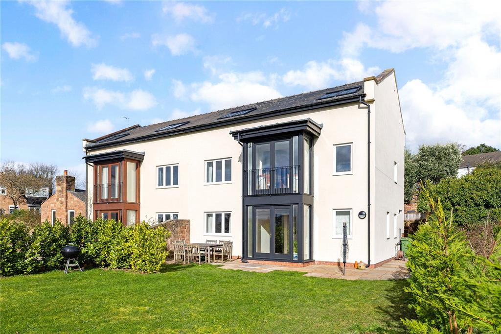 7 Lydiate Farm