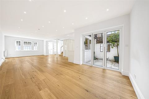 undefined, Randolph Mews, London, W9