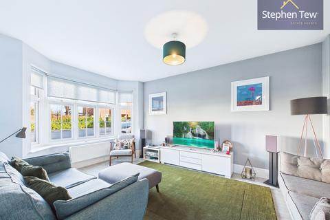 4 bedroom detached house for sale, Garratt Close, Poulton-Le-Fylde FY6