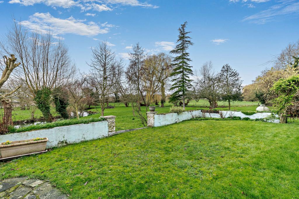 Rear Garden - Upper Platform
