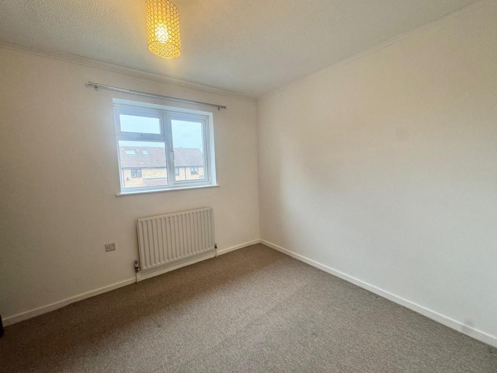 Main bedroom 2.jpg