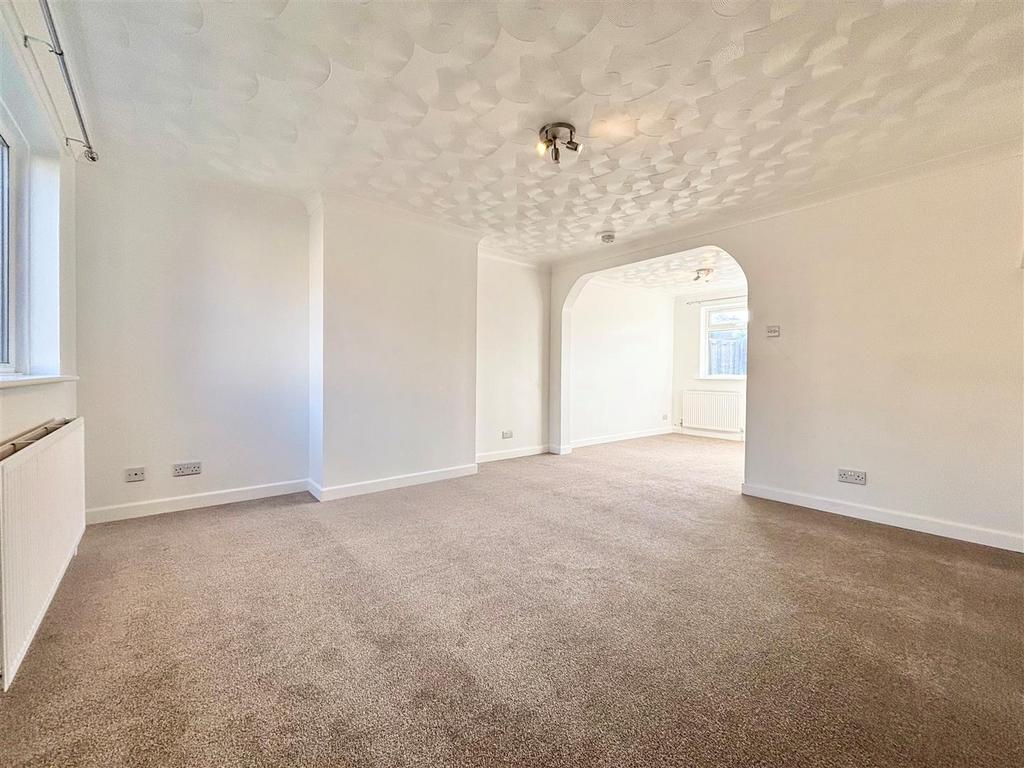 Living/Dining Room