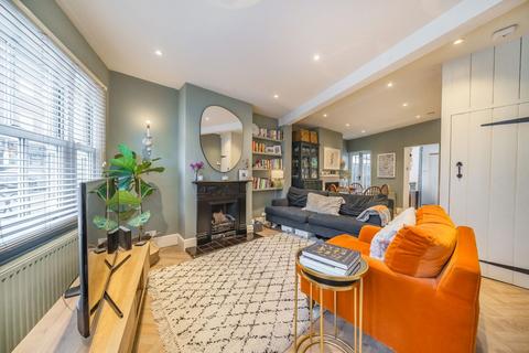 2 bedroom terraced house for sale, Staines Road, Twickenham TW2