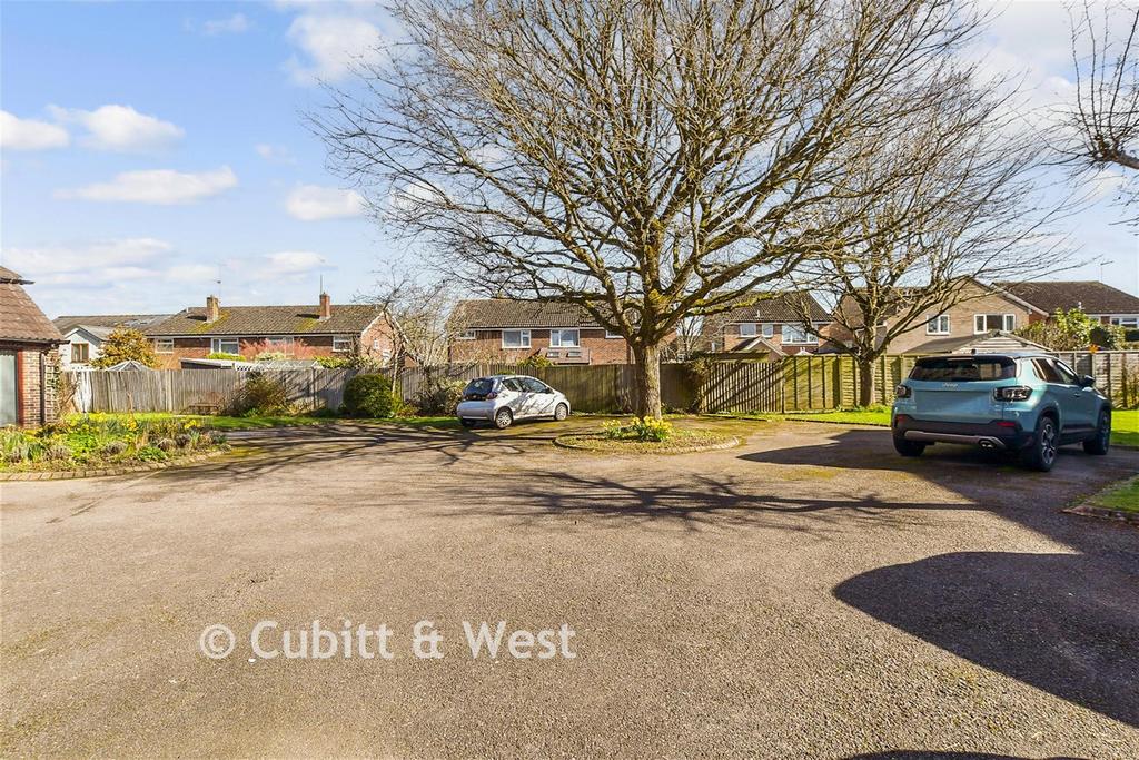 Driveway/Parking