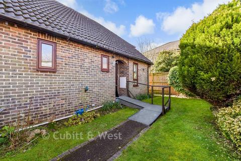 undefined, Farm Close, Barns Green RH13