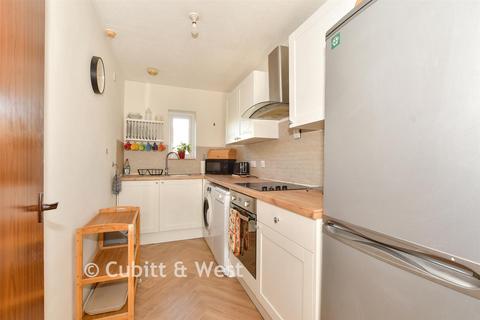 undefined, Farm Close, Barns Green RH13