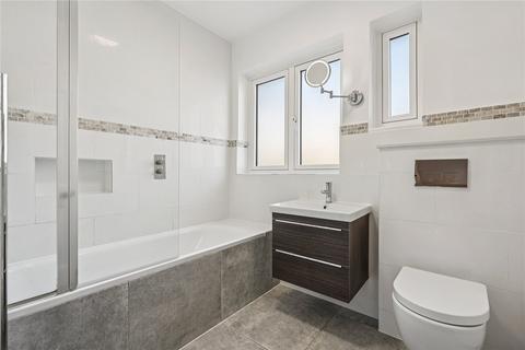 5 bedroom house to rent, Roseneath Road, SW11