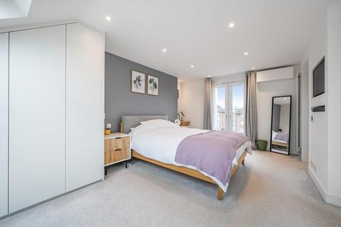 undefined, Queen Mary Avenue, Raynes Park, London, SM4