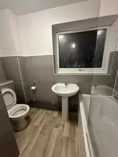 1 bedroom flat to rent, Dellow Close, Ilford IG2