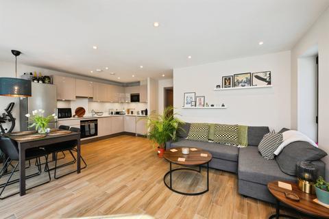 2 bedroom ground floor flat for sale, Groom Place, Welwyn Garden City