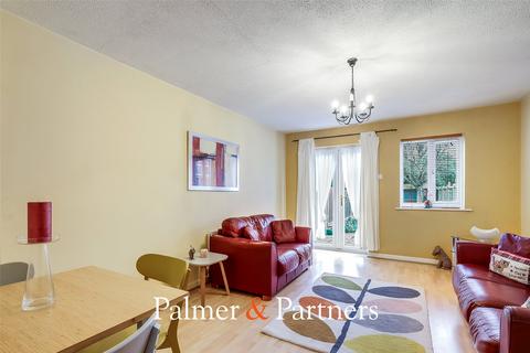 2 bedroom terraced house for sale, Constance Close, Chelmsford CM1
