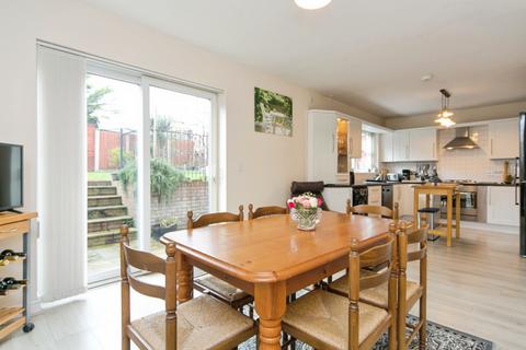 undefined, Rivieres Avenue, Colwyn Bay, Conwy, LL29