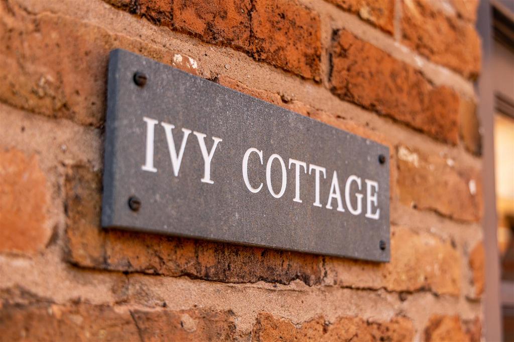 Ivy Cottage (Southwell)-11 2.jpg