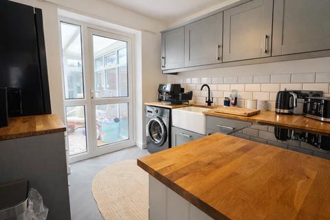 2 bedroom bungalow for sale, Copeland Close, Pensby, Wirral, CH61