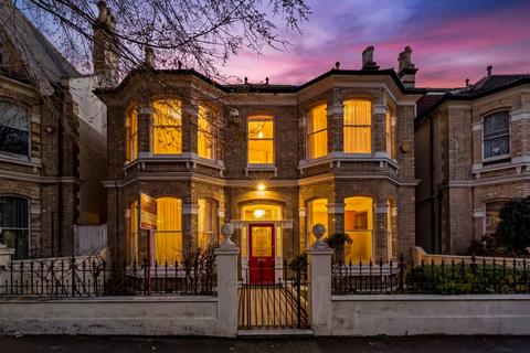 6 bedroom detached house for sale, Sackville Road, Hove BN3