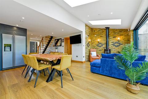 undefined, Luker Avenue, Henley-on-Thames, Oxfordshire, RG9