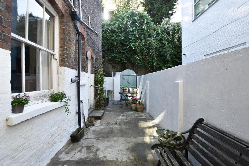 Rear courtyard