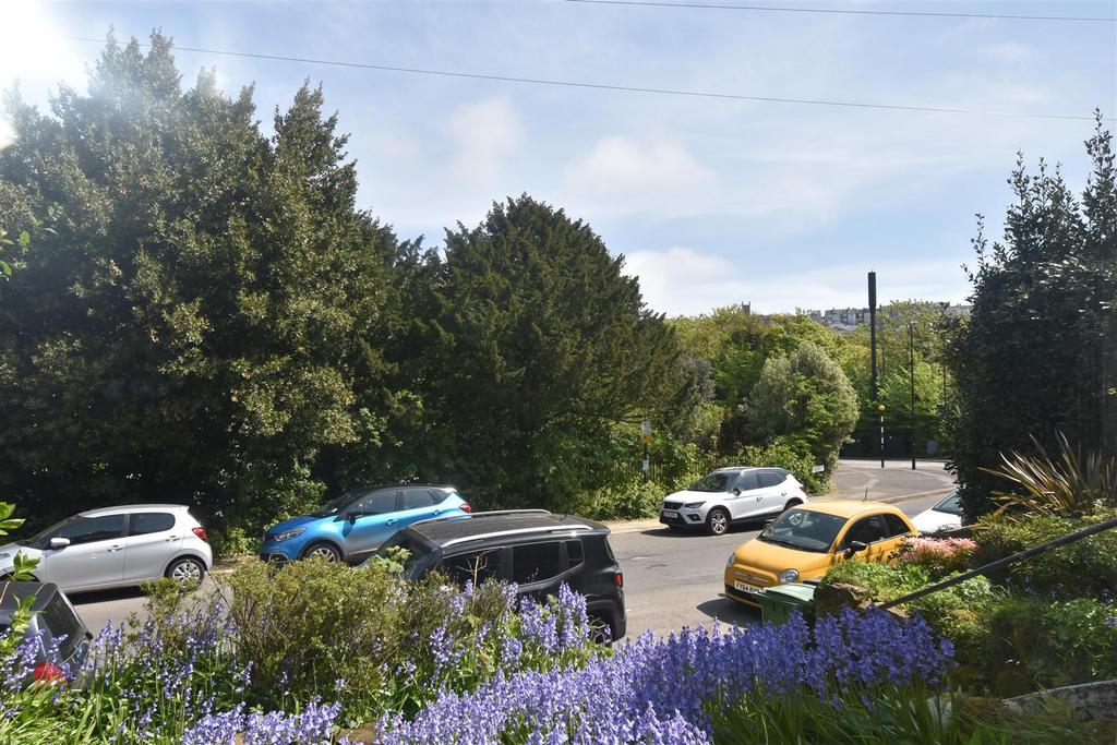 Front views to Alexandra Park