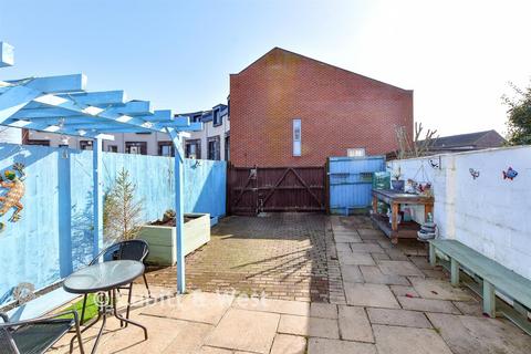 2 bedroom semi-detached house for sale, Grace Cottages, Havant PO9